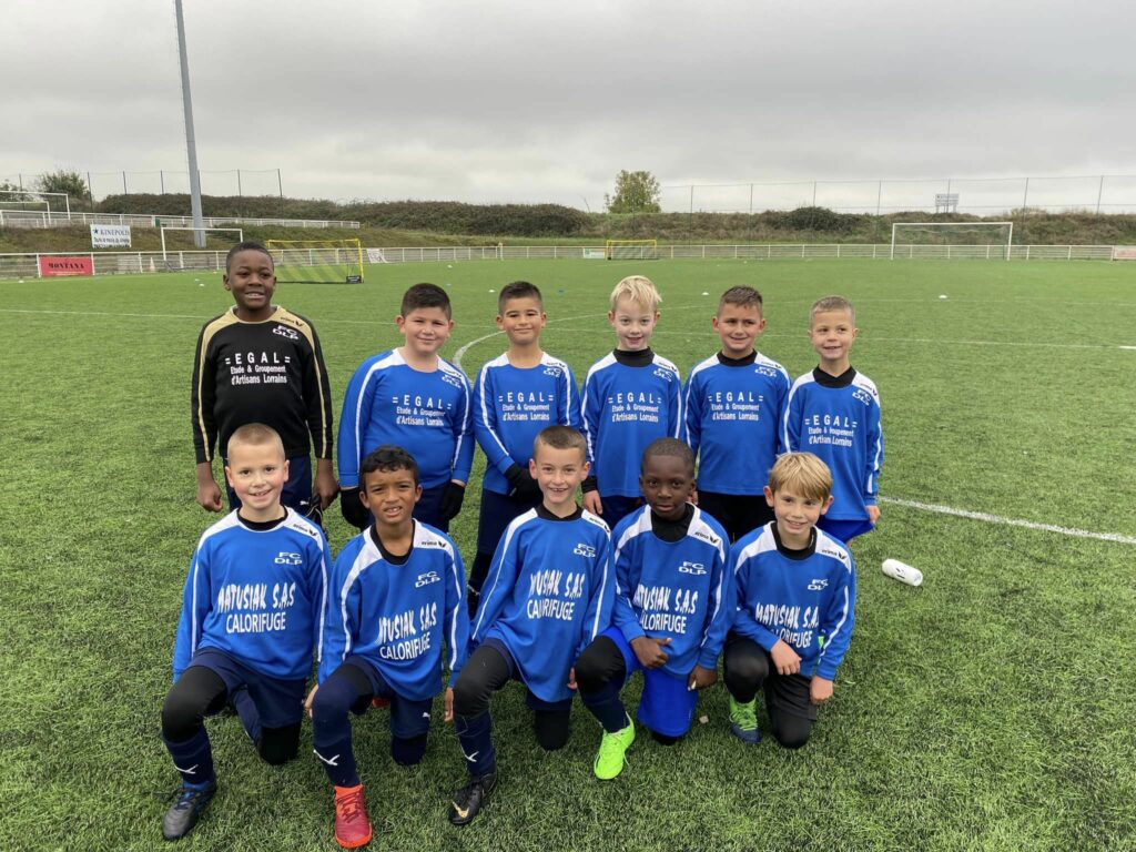 L'équipe U8 et U9 du FC Devant Les Ponts, le 5 novembre à St Julien-les-Metz